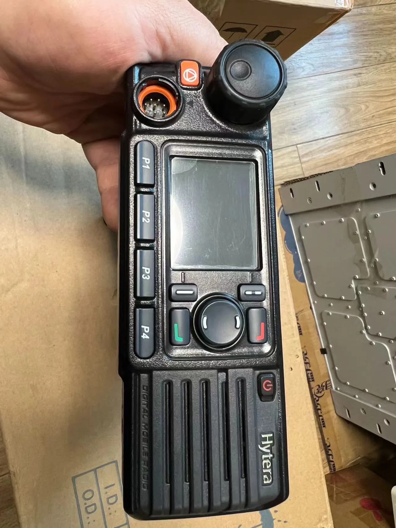 DM785G - Image 2